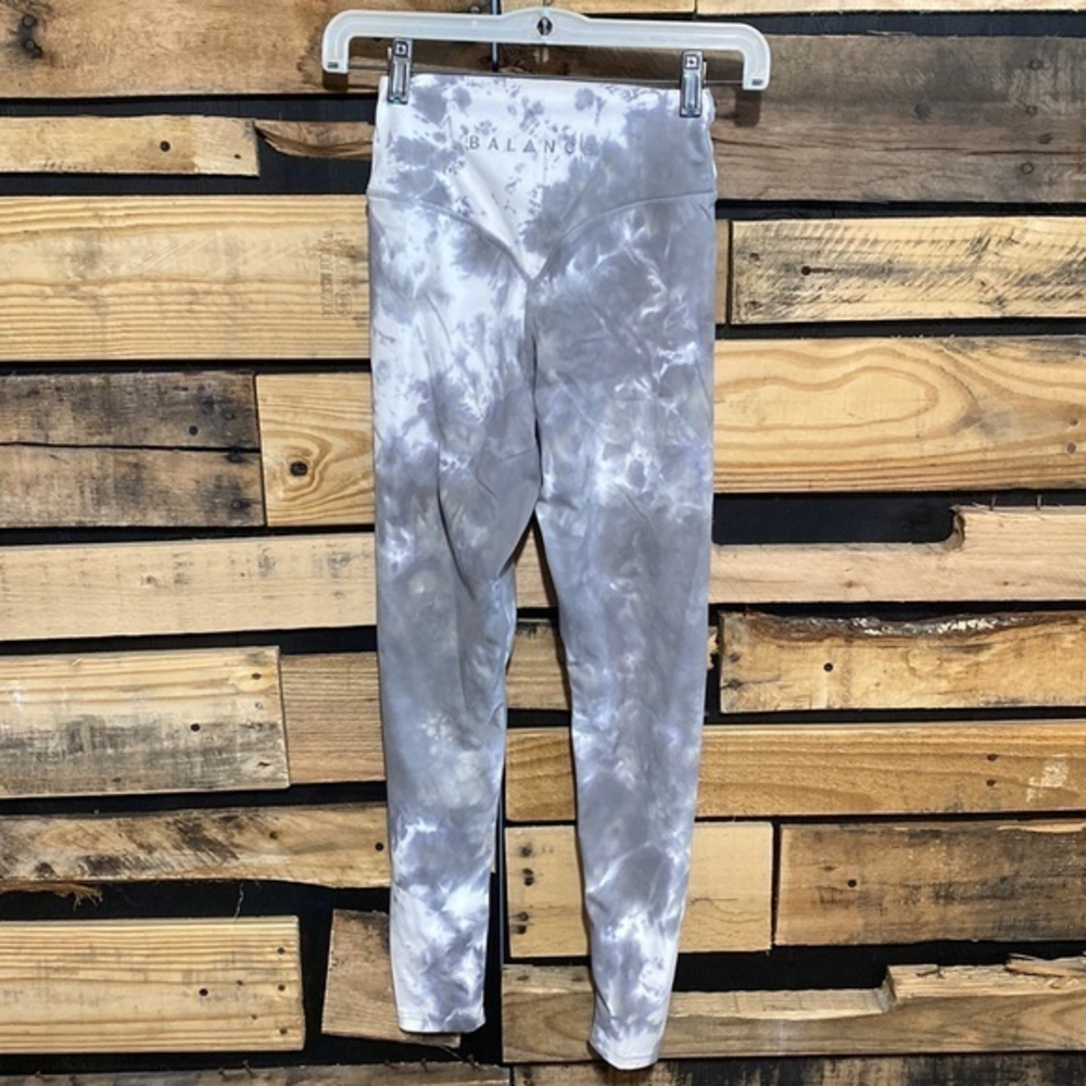 Balance Athletica Cyclone Cloud Tie Dye‎ Leggings Small